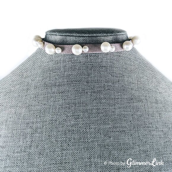 Charming Charlie Faux Pearl Suede Choker - Picture 2 of 8